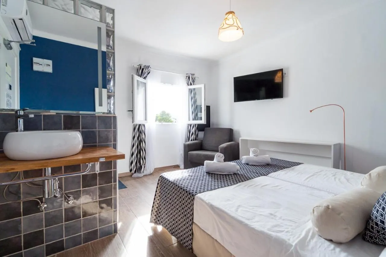 Modern Hostal Cala Ratjada  Hotel