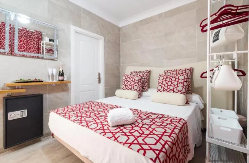 Modern Hostal Cala Ratjada  Hotel
